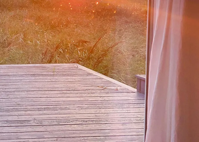 Nyaraló Front Row With Sunset On Odden Yderby